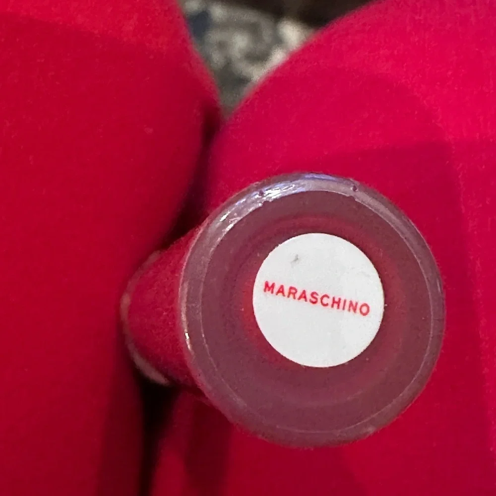 New I Heart Revolution Vinyl Cherry Liquid Lipstick Cherry Bomb